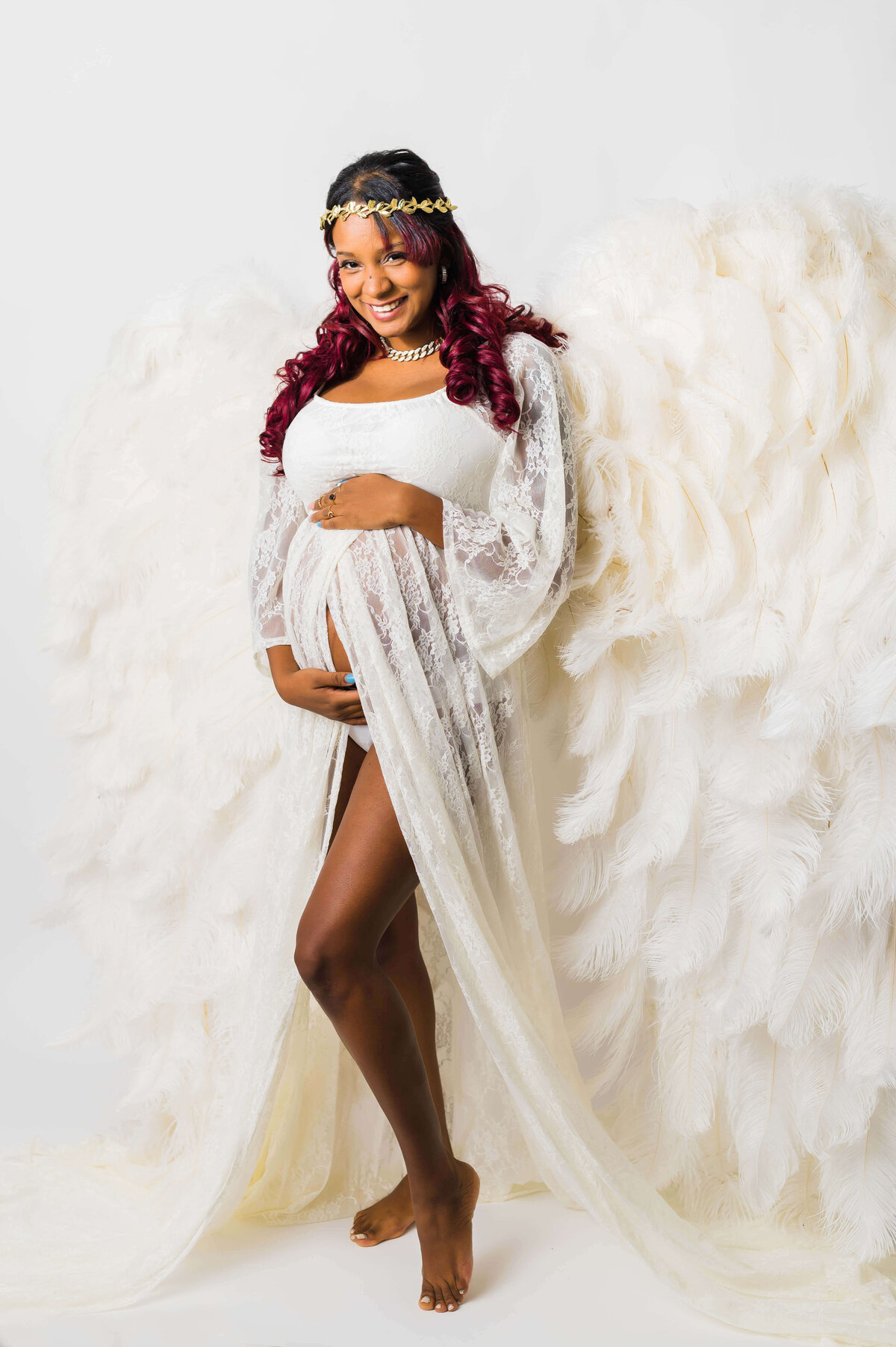 Edmonton-Glamour-Maternity-Photography-Cynthia-Priest-Photography-Angel-Wings