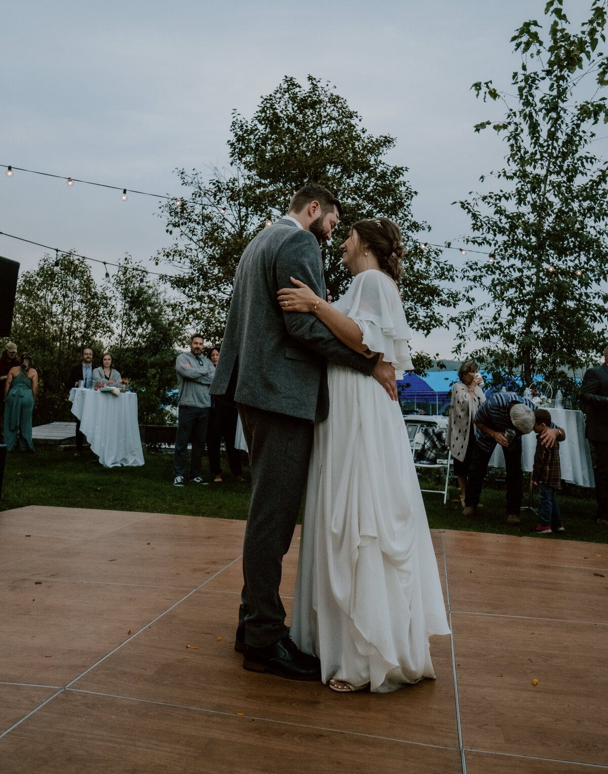 An intimate outdoor wedding and elopement in Spokane, Washington, surrounded by breathtaking scenery and natural beauty.