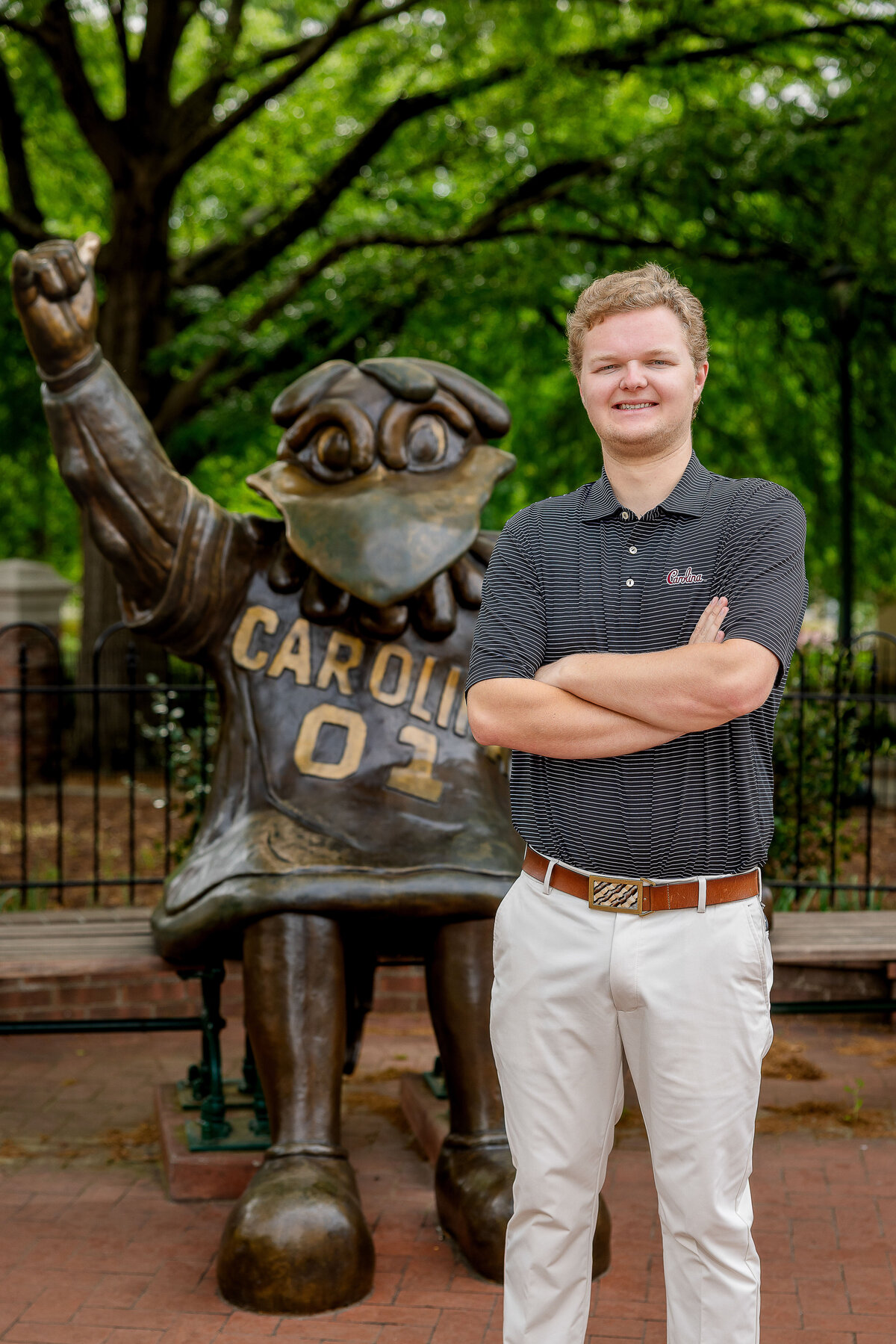 Thomas W-2562 USC Cocky Statue Portraits