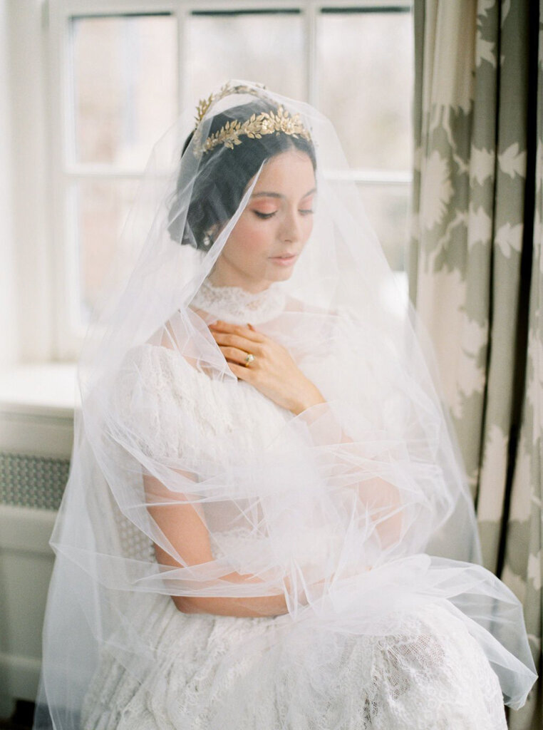 Stunning long veil and gold leaf bridal hairpiece by Blair Nadeau Bridal Adornments, romantic and modern wedding jewelry based in Brampton.  Featured on the Brontë Bride Vendor Guide.