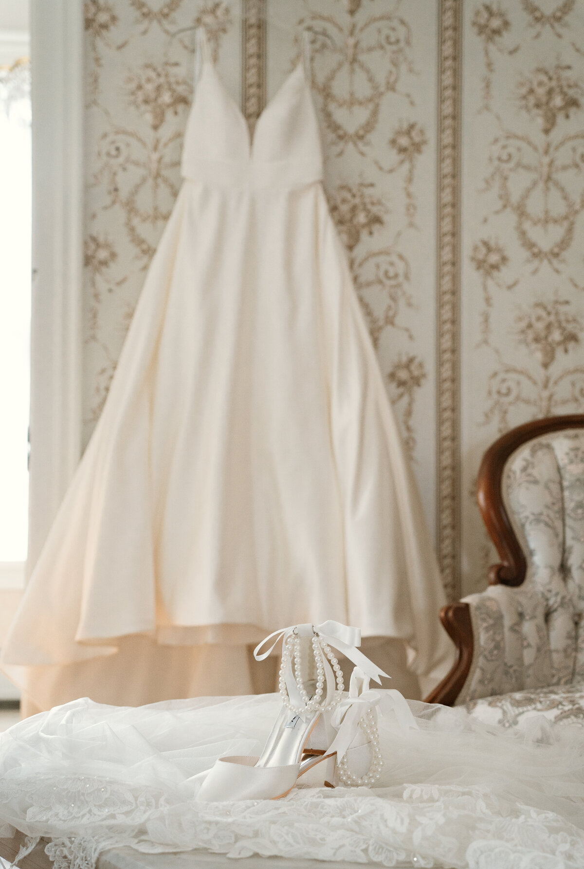 Buffalo NY and Rochester NY and WNY Wedding Photographer Finger Lakes region Wedding Photographer