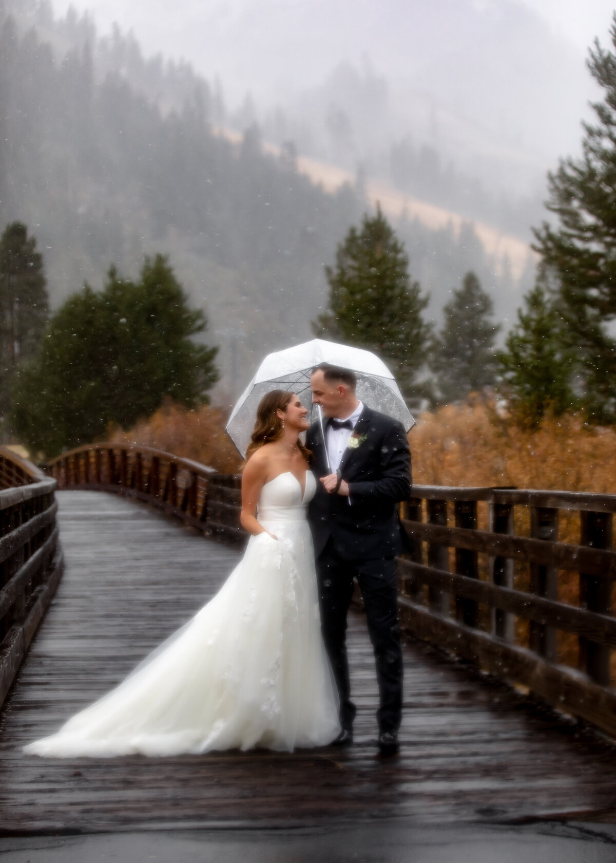 10232021_Melissa&ThomasWedding_PalisadesTahoeCA_AnjaJensenPhotography-65