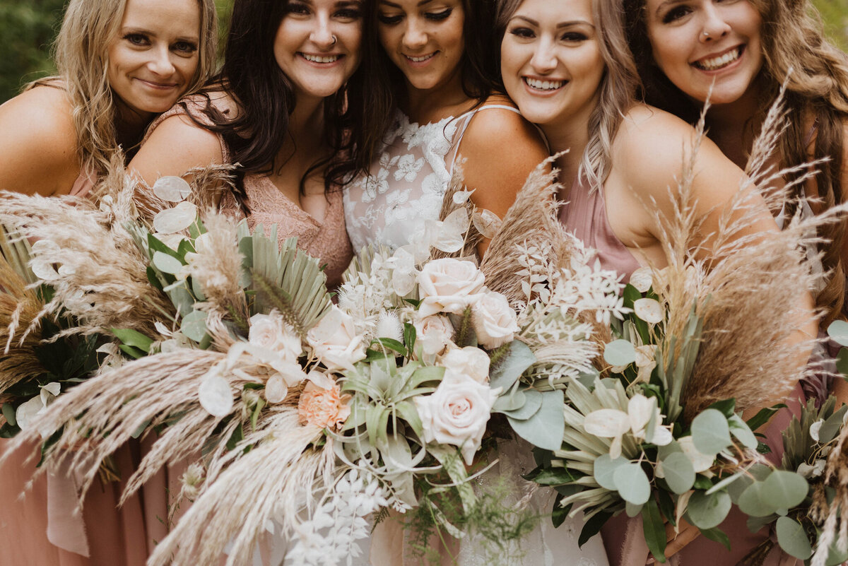 Boho inspired bridal bouquets by The Romantiks, romantic wedding florals based in Calgary, AB & Cranbrook, BC. Featured on the Brontë Bride Vendor Guide.