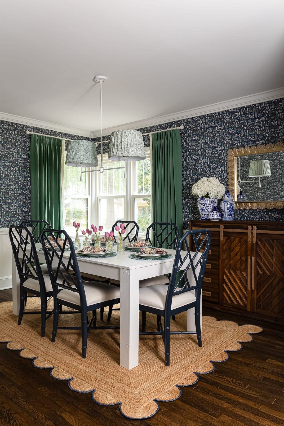 melinda chesson interiors chesson house dining room table setting floral wallpaper scalloped rug
