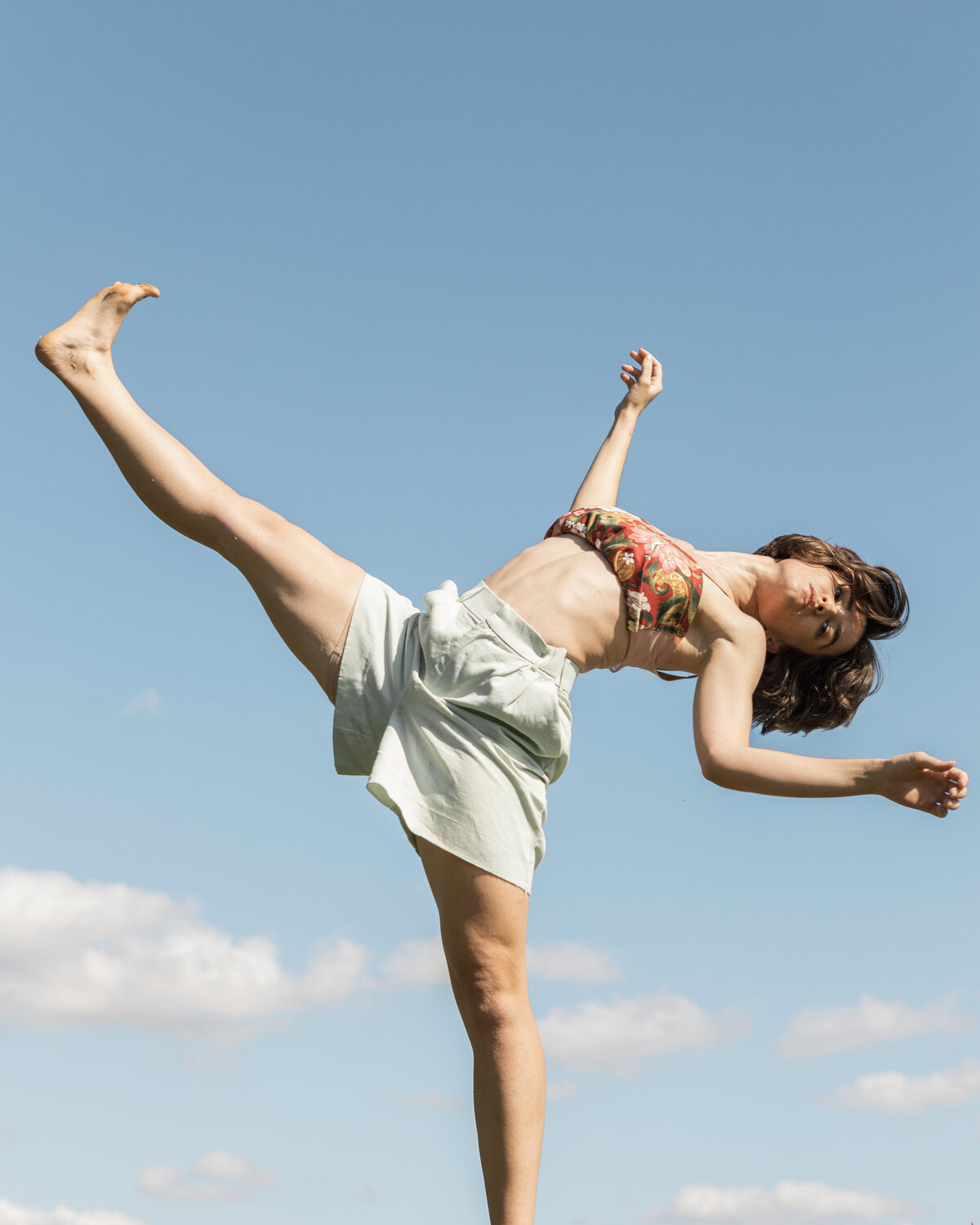pov-clearsky-sunlit-dancer-pastel