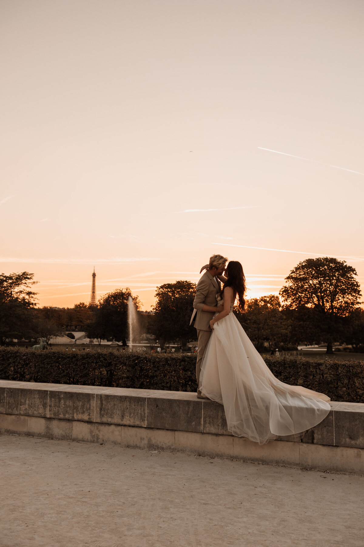 Liv & Dave - Blooming Tales Photography-101