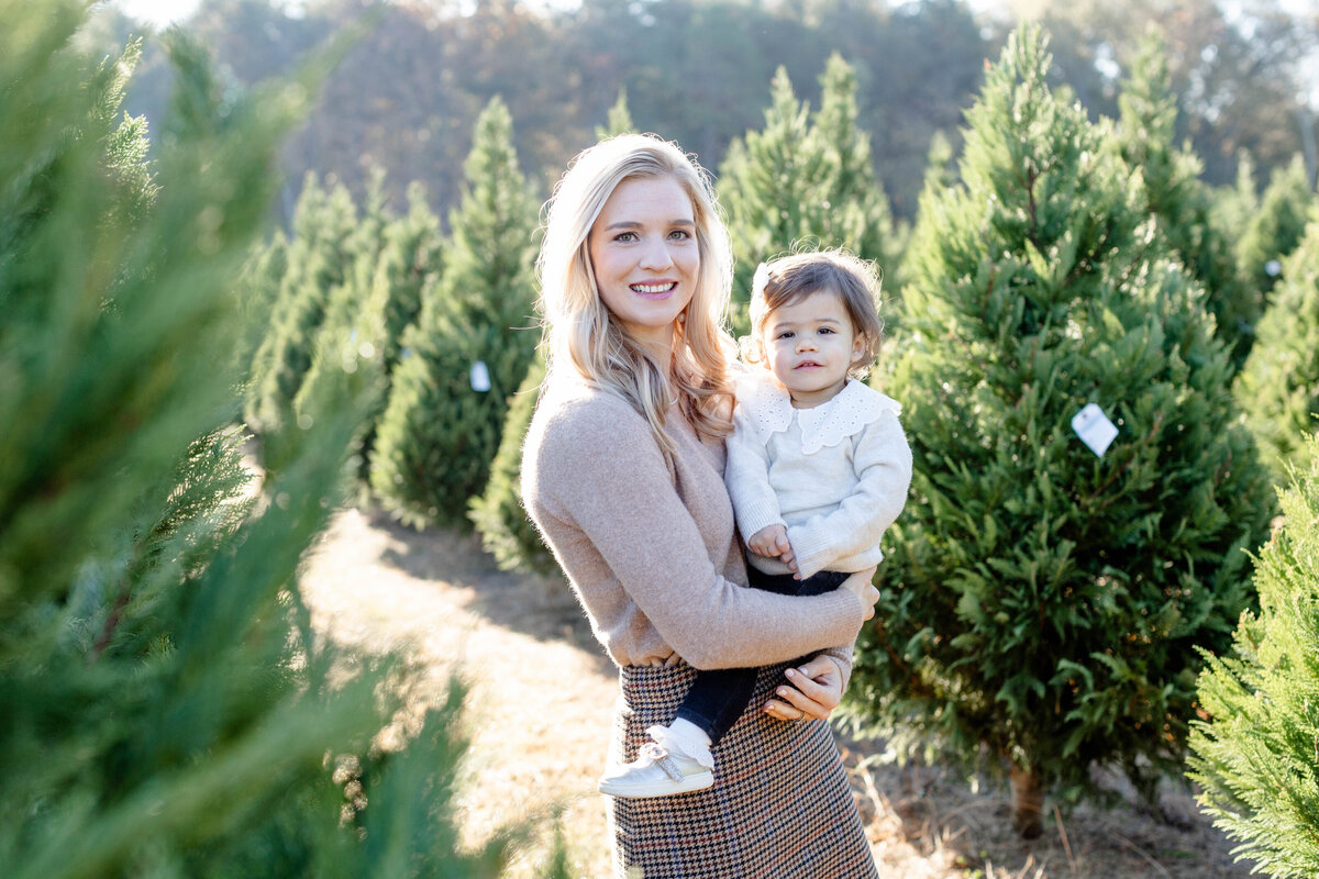 ChristmasTreeFarmMiniSessionGreenvilleSCJennyMacyPhotography-ChandlerG-12
