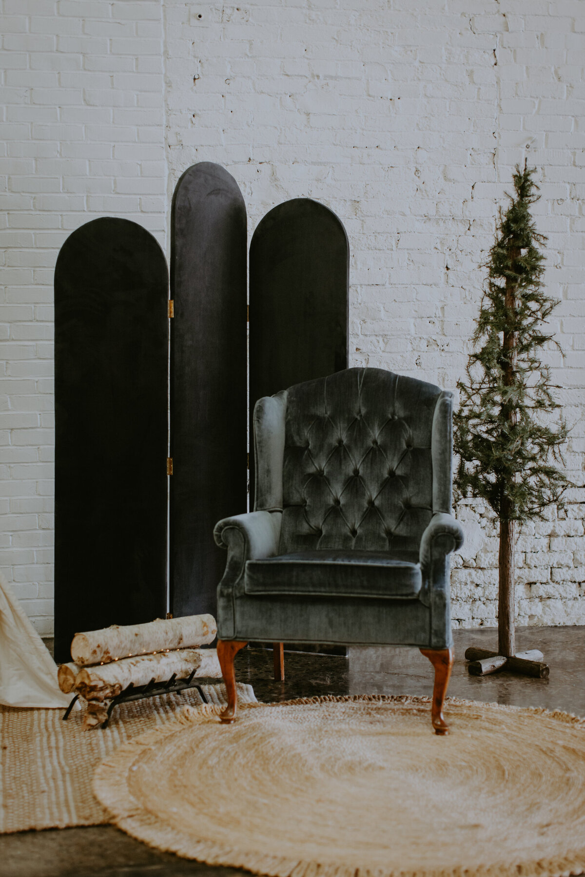 Mayes Baby Shower - Chair, backdrop, rugs
