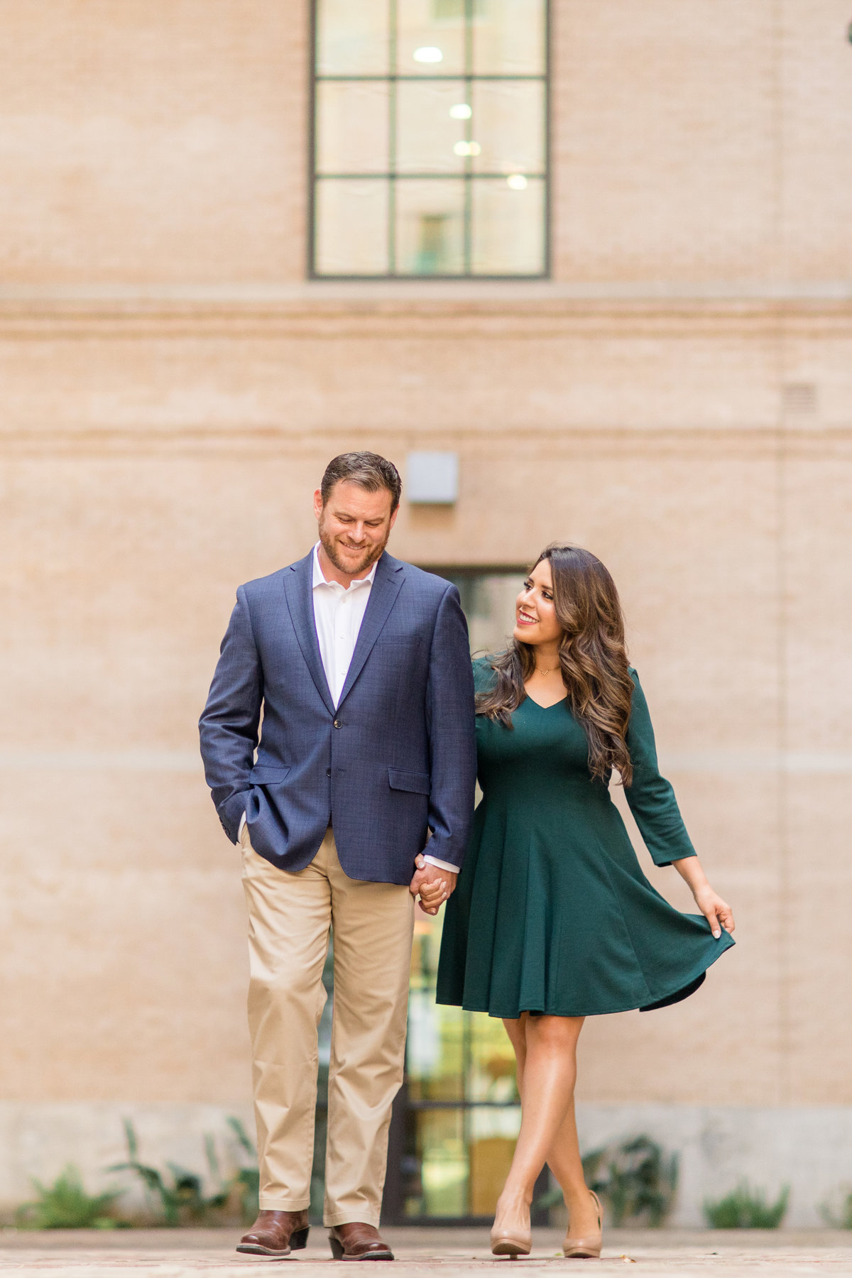 Hannah-Charis-Photography-The-Historic-Pearl-Engagement-Session-2