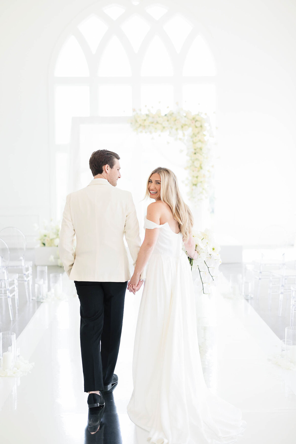 53_bride-groom-first-look