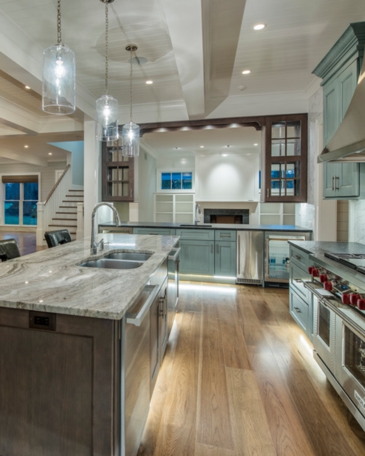 Open kitchen lights of light clean reno construction Philadelphia Mainline Pa Chestnut hill Jersey Shore Avalon Stone harbor 