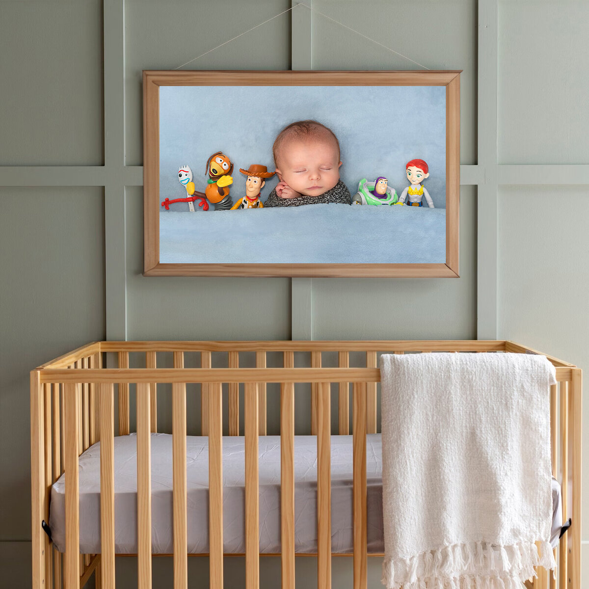 McClure-Newborn-Family-Portrait-Artwork-Ashlie-Steinau-Photography-nursery