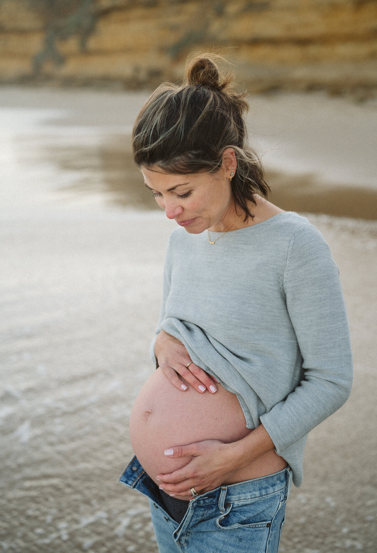 torquay-beach-maternity-photoshoot-Bobby-Dazzler-Photography-29