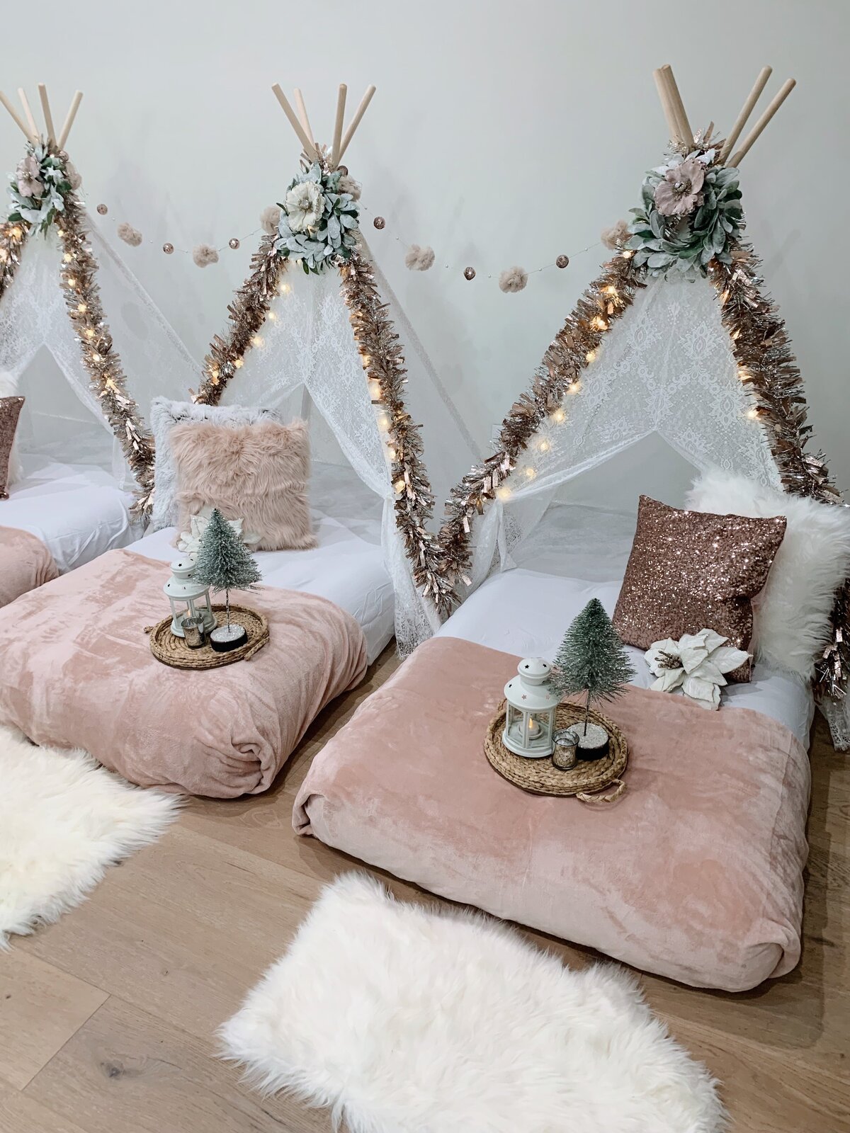 Blush Christmas Slumber Party (2)