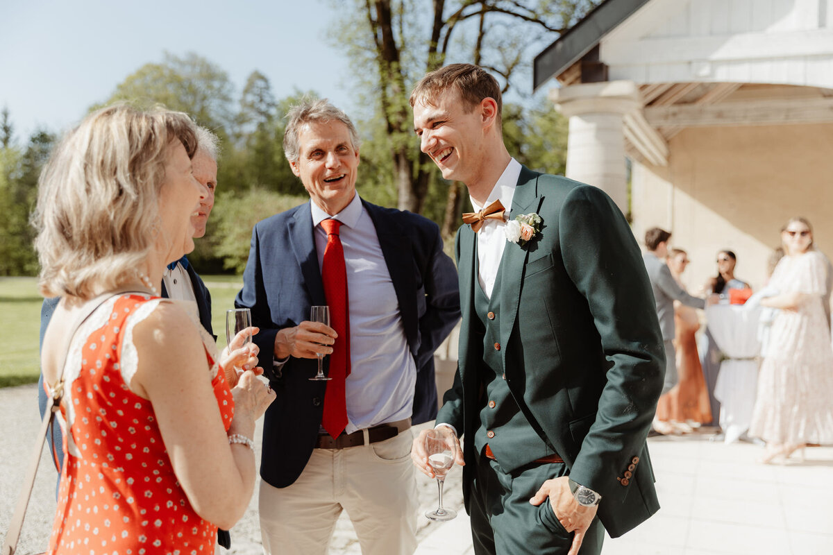 Elodie-et-Ludvik-cocktail-mariage-invites1