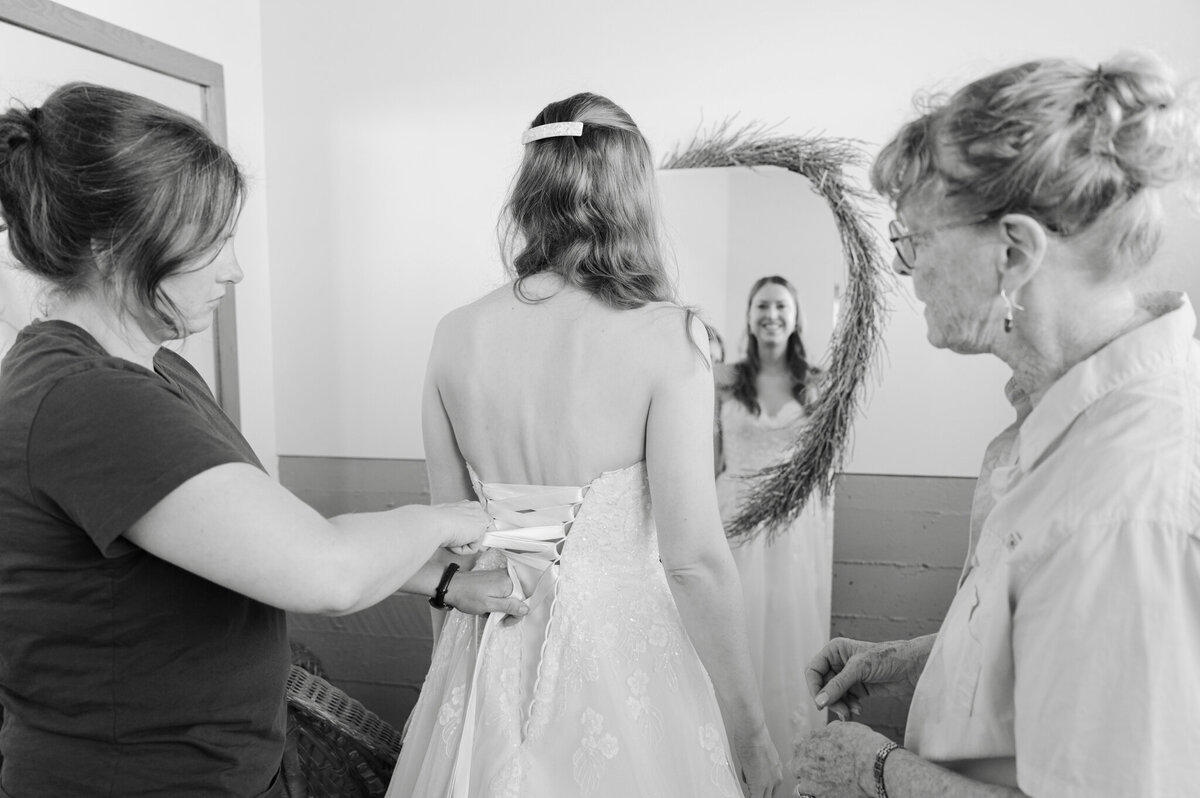 Hope-Island-Beach-Club-Wedding-LaConner_Caylie-Mash-Photography_132