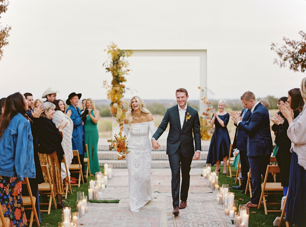 Austin-film-wedding-photographer-prospect-house-RuétPhoto-JenStephen-WeddingCollection-featherandtwine-787