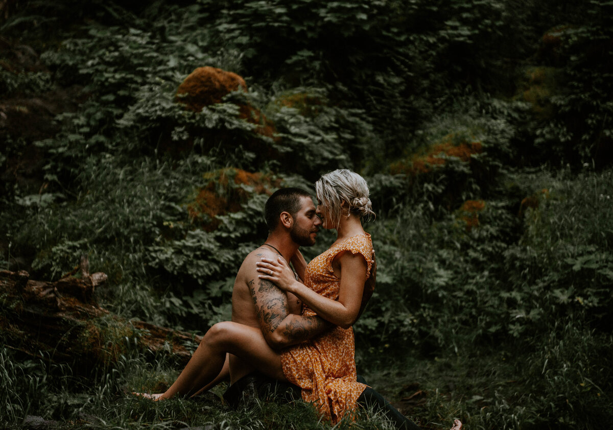 sahalie-falls-oregon-engagement-elopement-photographer-central-waterfall-bend-forest-old-growth-7771
