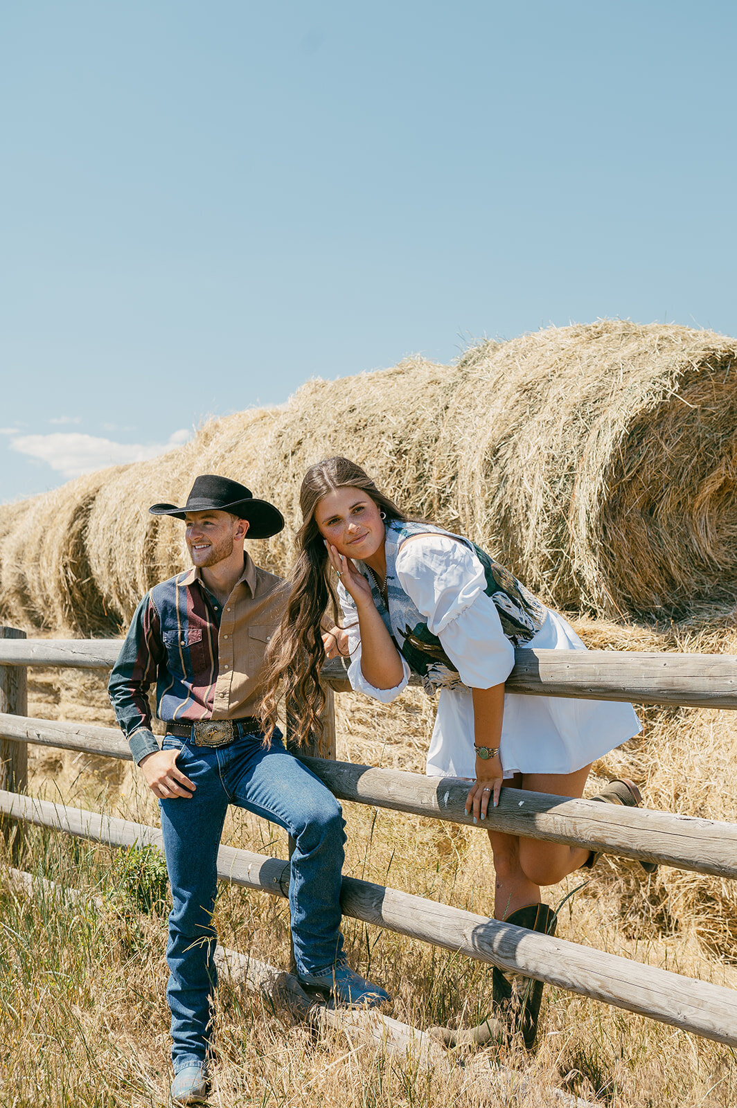 presley-gray-photo-haybale-forest-montana-elopement-7608