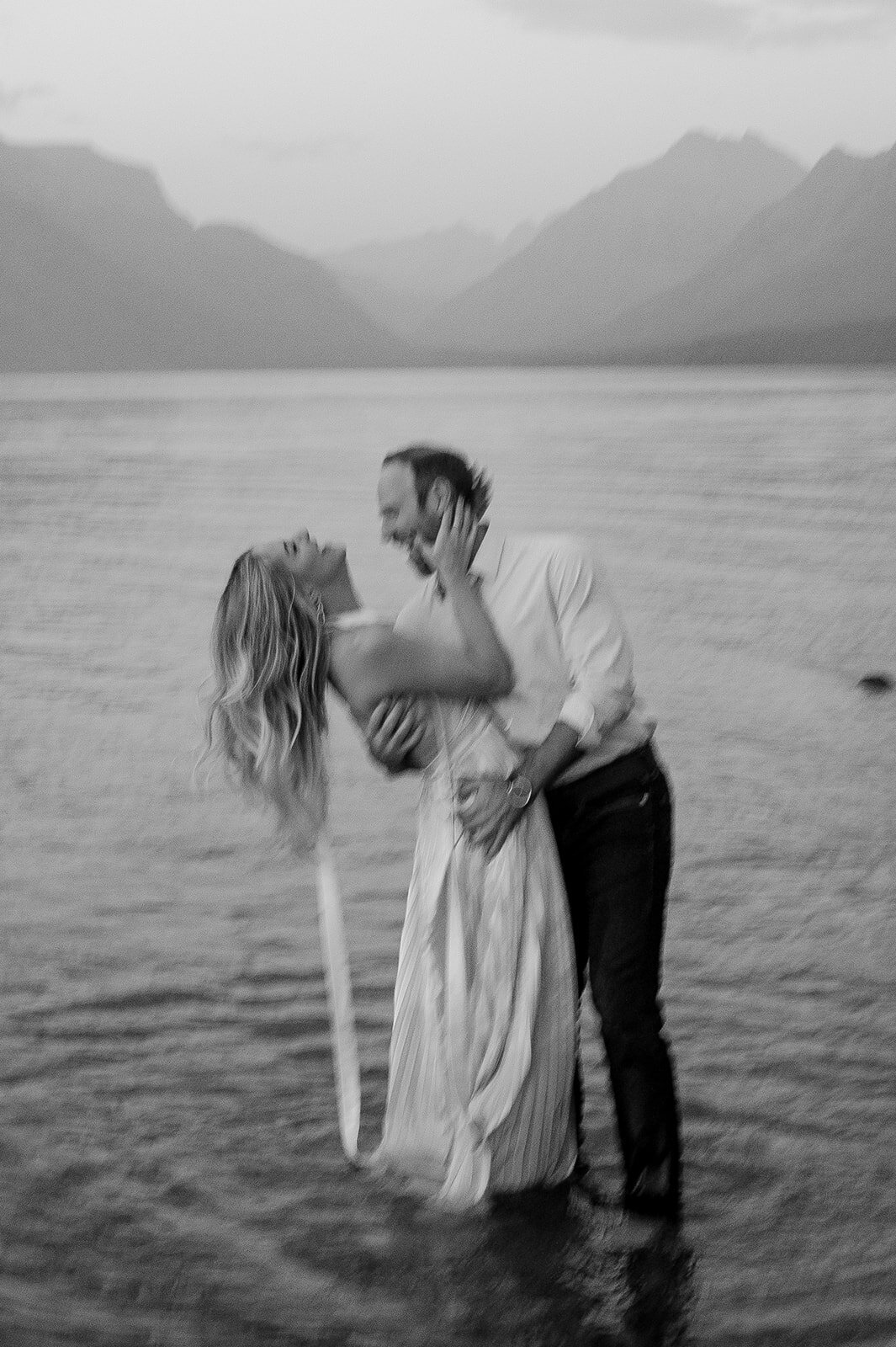 vintage-hollywood-glacier-national-park-elopement-presley-gray-photo1571-2