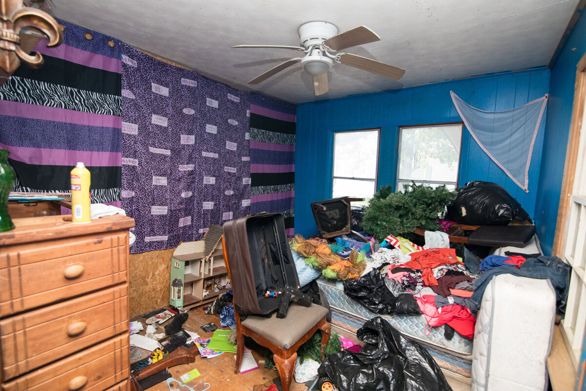 Hayes before-015