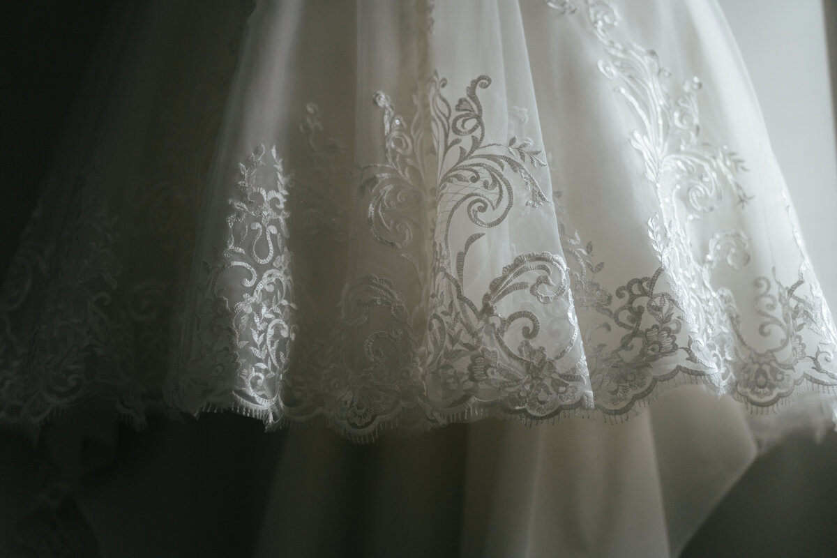 Devon-Wedding-Dress-Details