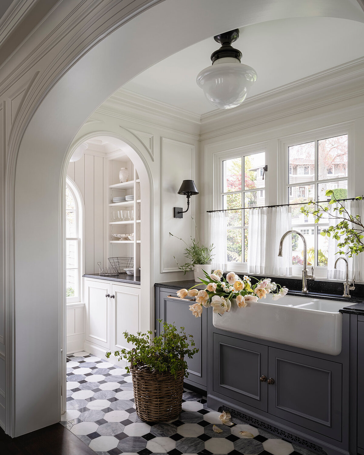 Kat Lawton Interiors - Seattle Interior Designer - Seattle Dutch Colonial - GARMAN_KM620-HDR-Edit