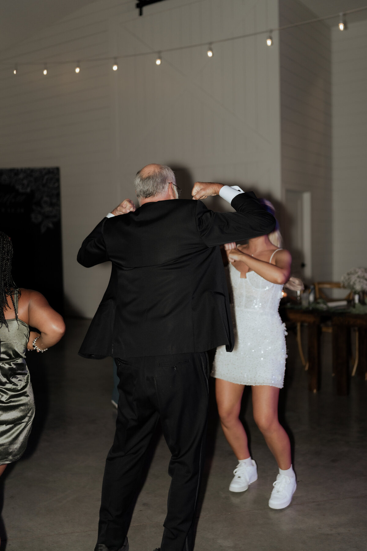 pile-wedding-1098