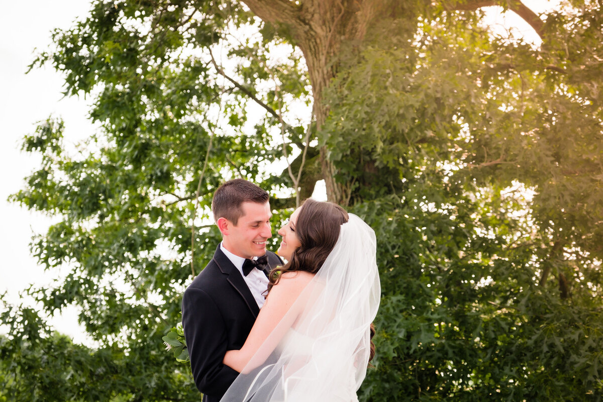 Allegheny Country Club in Sewickley wedding couple