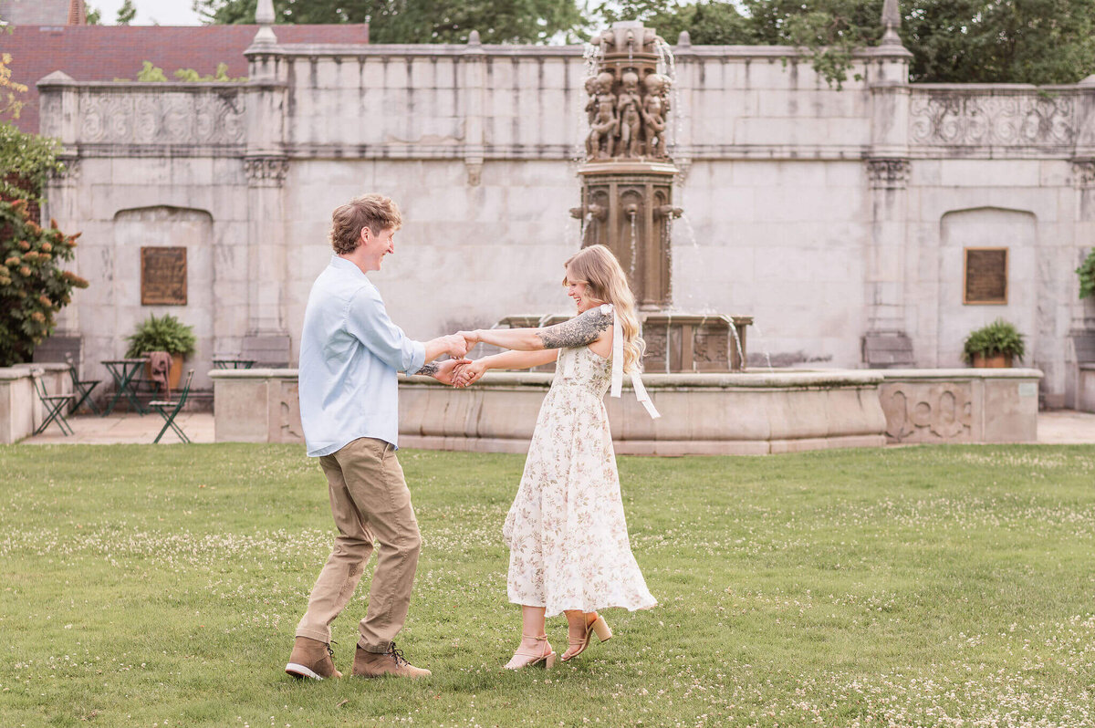 mellon-park-candid-couples-session-pittsburgh-photographer-2 (1)