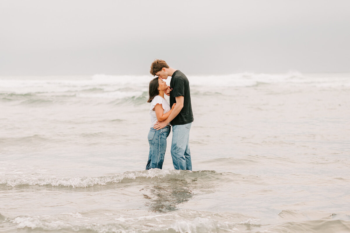 Albany-Oregon-Couples-Photographer-69