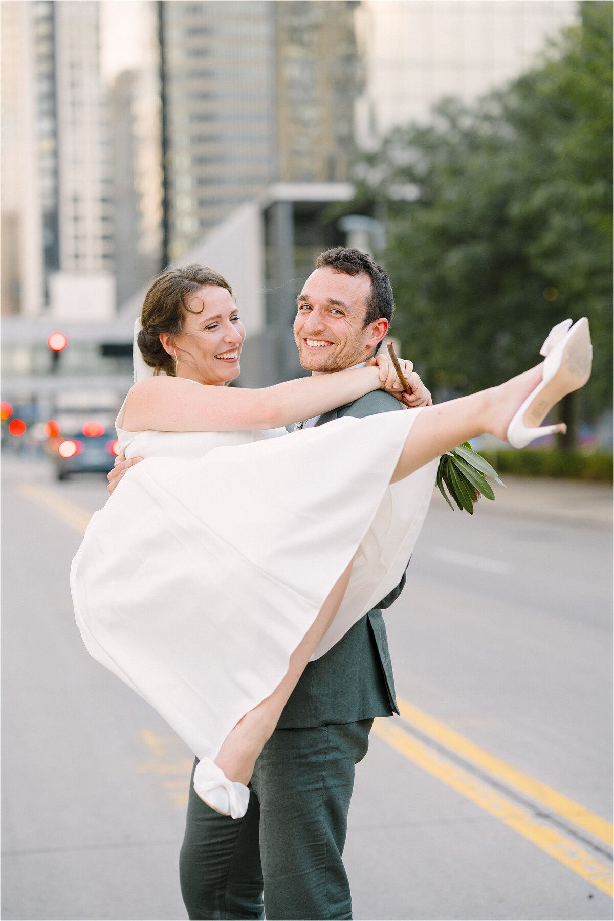 Minneapolis-Wedding-Photorgraphers-3248