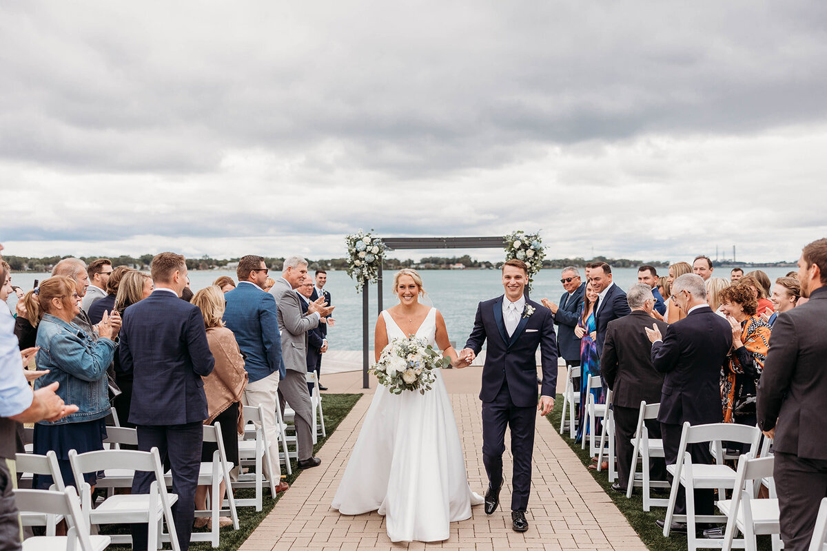 Saint Clair Inn Wedding Michigan Photographer K. E. Rogers Photography-130