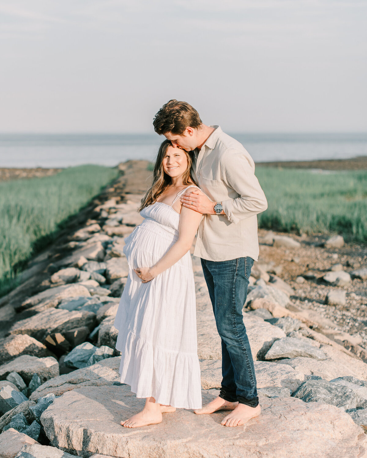 Maternity-WEB-Beach-Portraits-Erin-Belles-Photography-2025-15