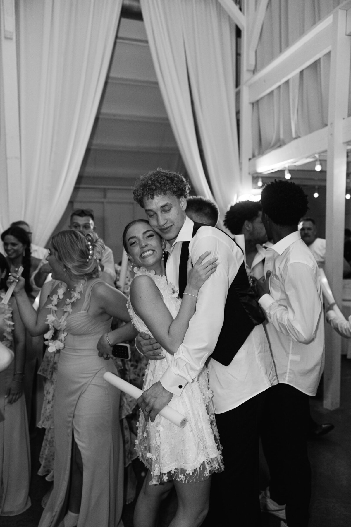 brittany-pannebaker-tampa-florida-destination-wedding-photographer-wedding-gracie-and-taelon-arkansas-789