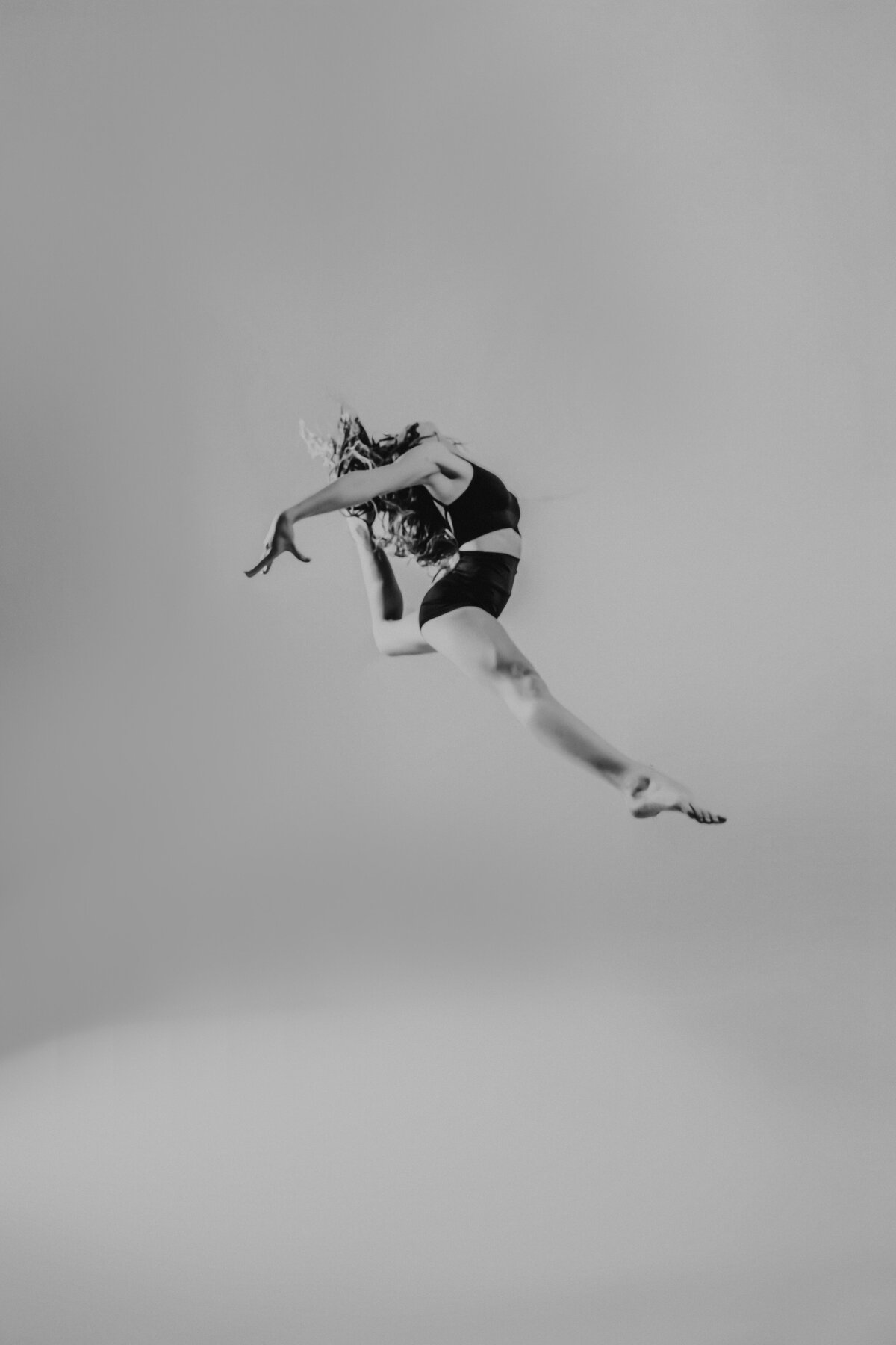 AEDITEDBW-12