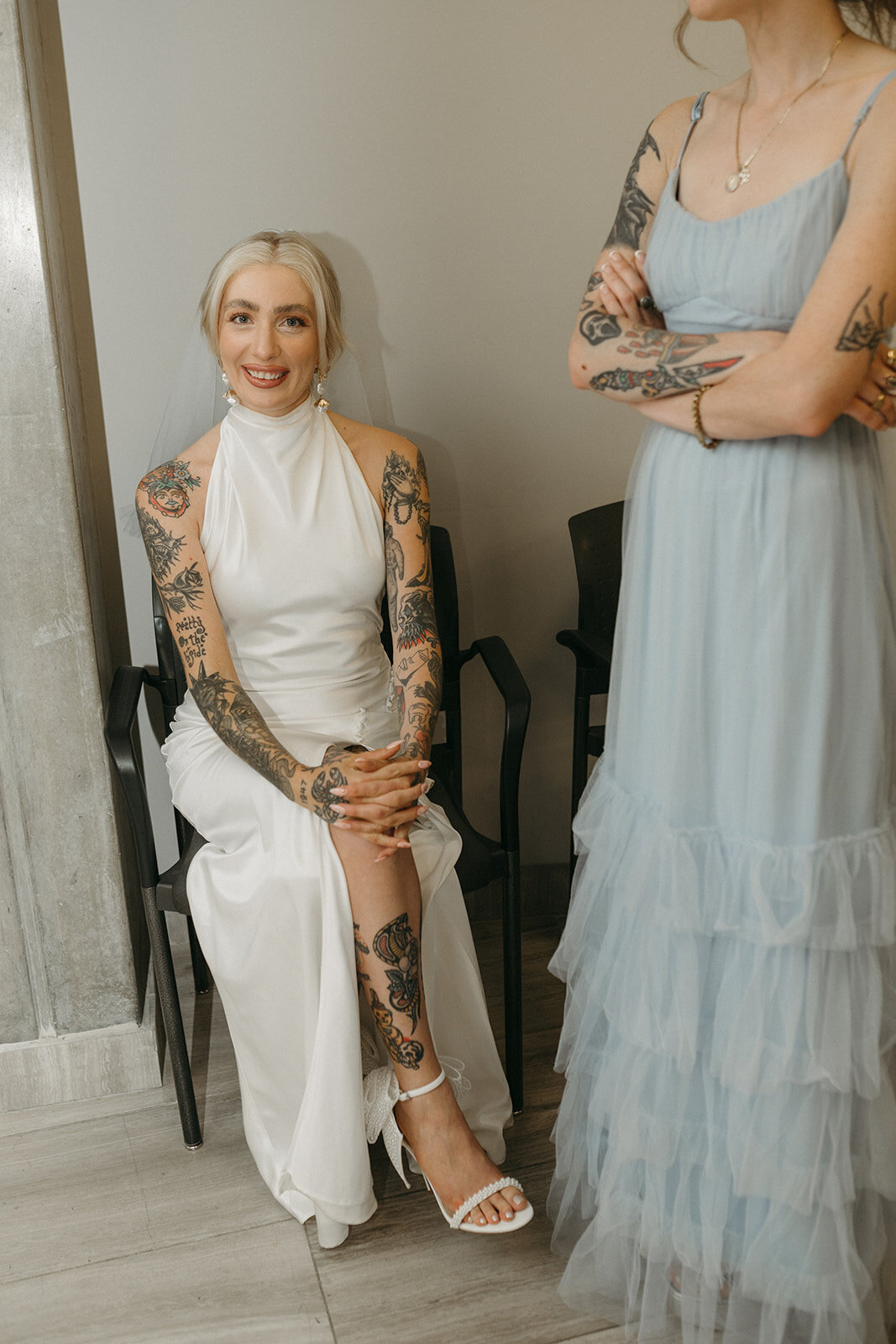 toronto-city-elopement-city-hall-edgy-nontradional-thedrake-rainy-day-cool-alternative-001