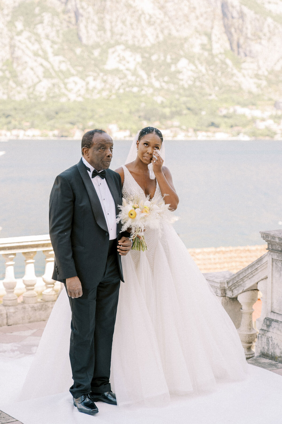 W2-Wedding-Photo-Doyinsola-and-Michael-2022-06-18-2500px-1095