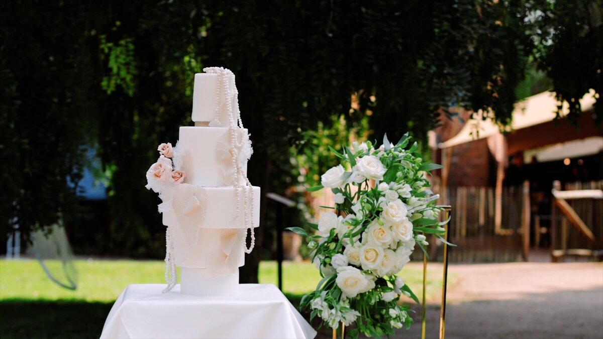 Wedding cake