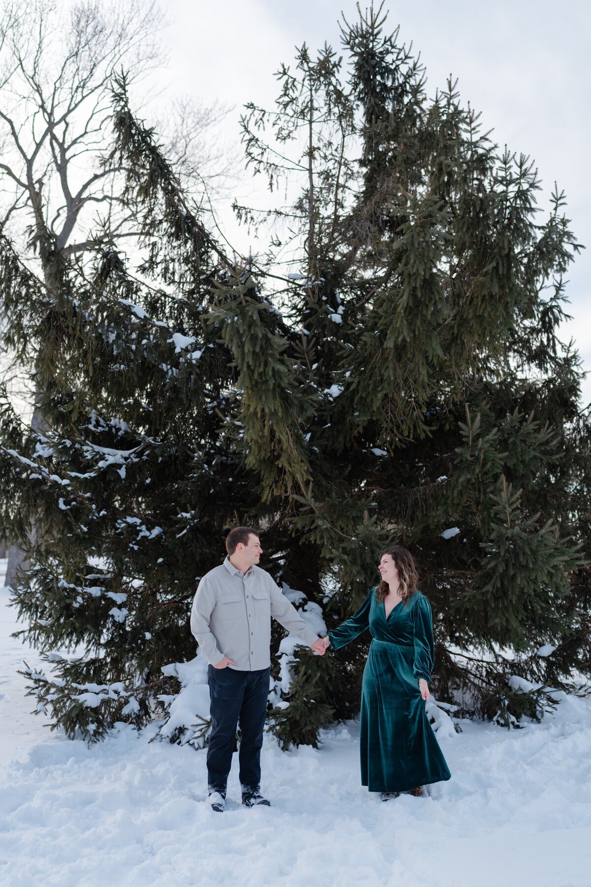 Winter-Engagement-Photos-Milwaukee-9
