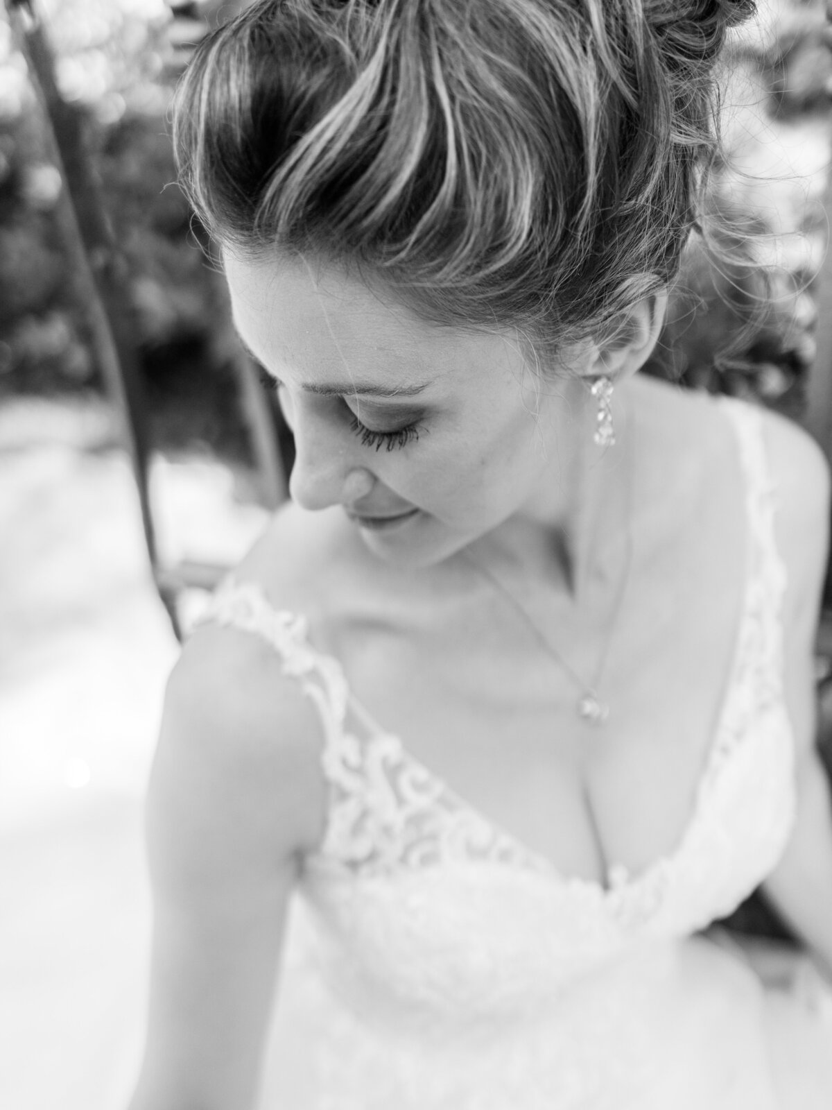 ashley_bridals_B&W-33