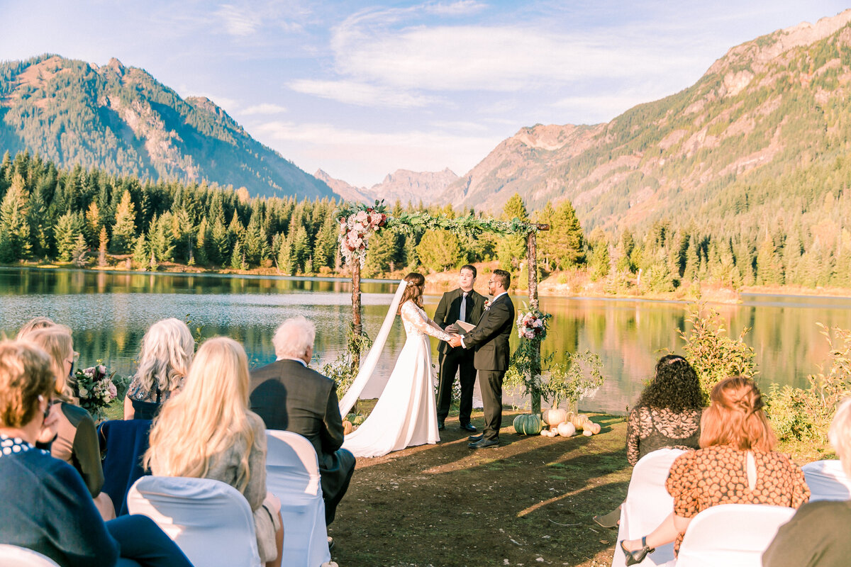 Gold Creek Pond Elopement, Seattle Wedding Photographer (47)