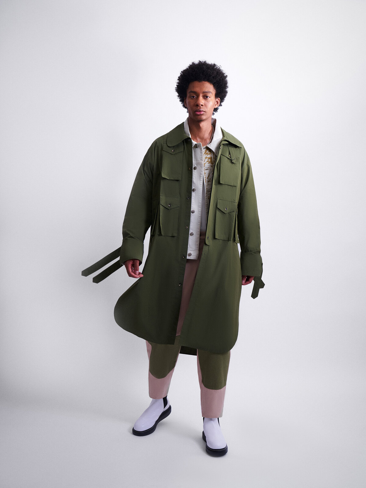 men’s-style-streetwear-fashion-trench-coat-personal-shopping-fashion-stylist-raina-silberstein