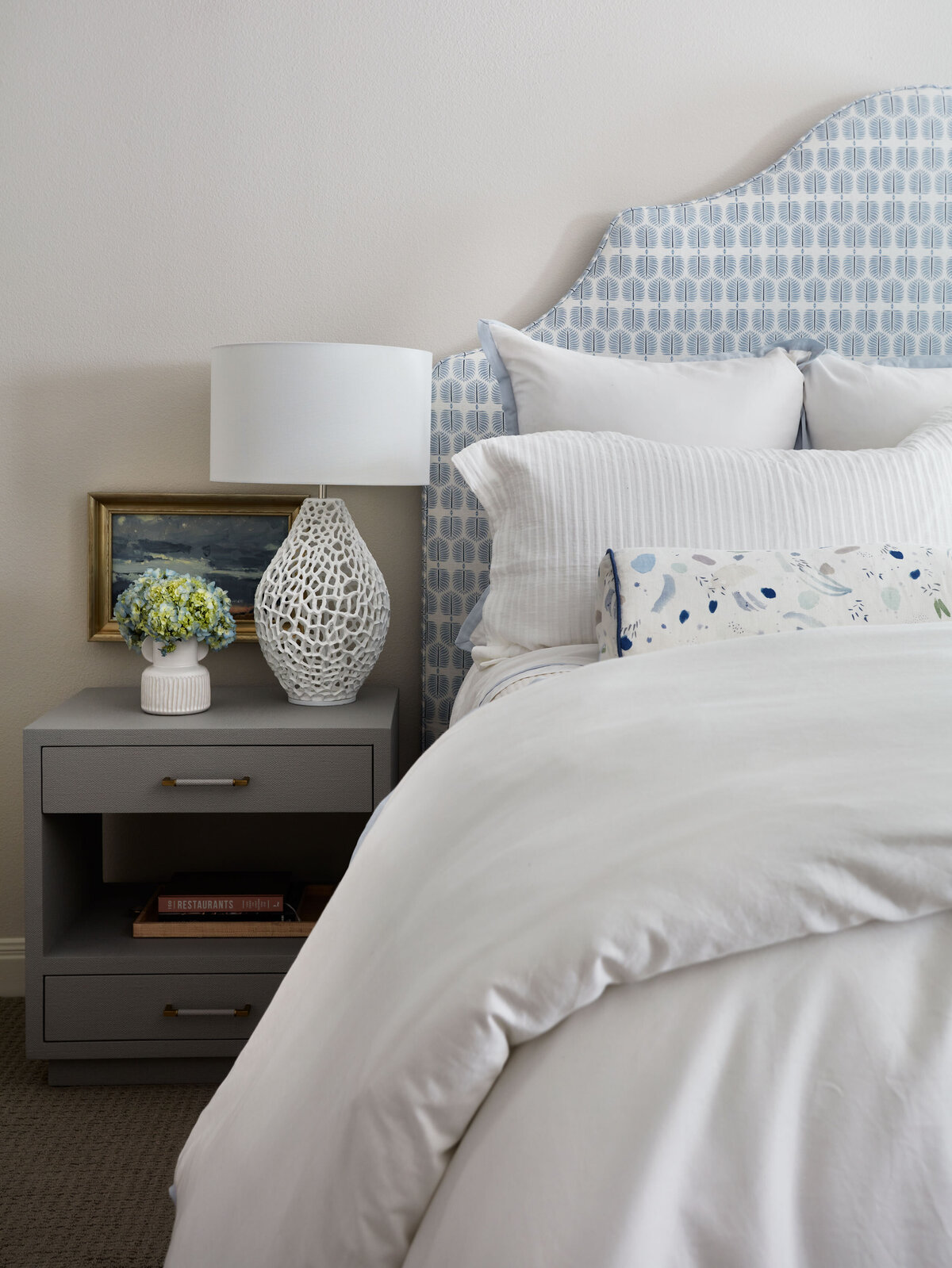 Guest-Rm-Bedside-WEB