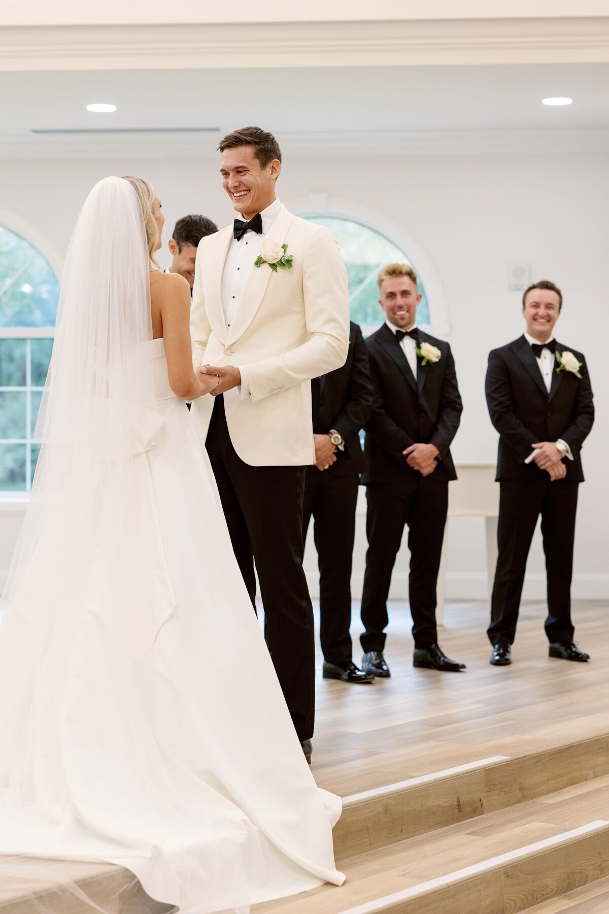 brittany-pannebaker-tampa-florida-destination-wedding-photographer-wedding-chandler-and-cole-tampa-harborside-chapel-272