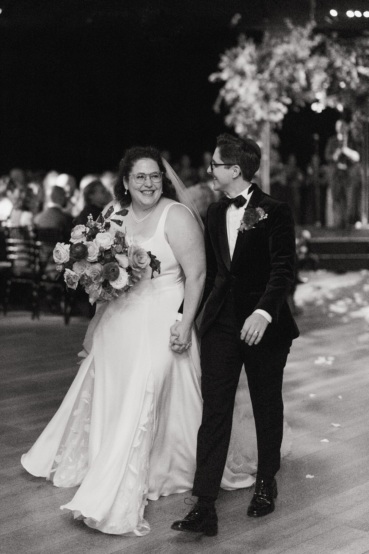 Emma + Cassie - The Fitler Club Wedding - Philadelphia Photographer-382