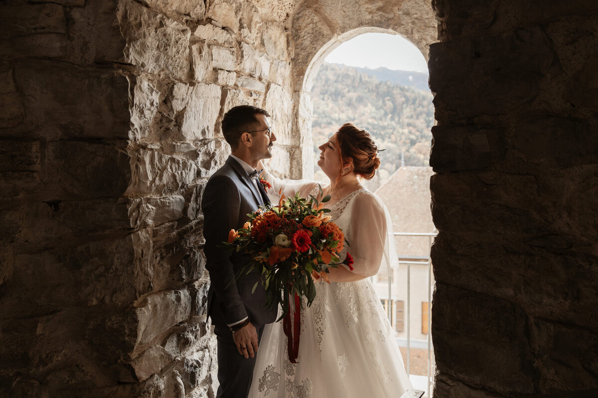 Gwendoline-et-Mathieu-couple-mariage-montagne2