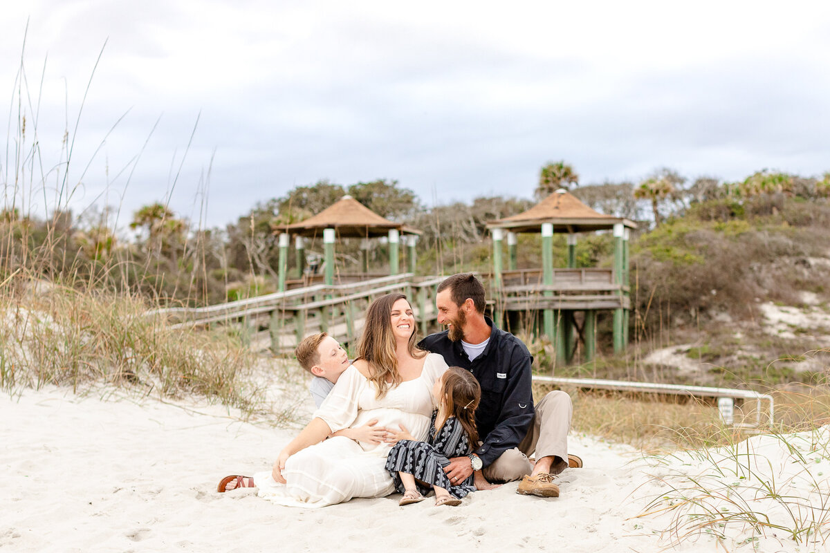 family during maternity session in Jacksonville Florida