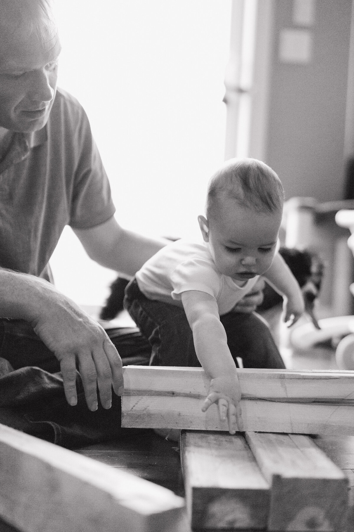Seattle based motherhood, newborn and family photographer.