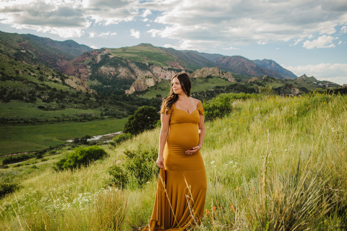 colorado-maternity-photographer-Sierra-2023-20